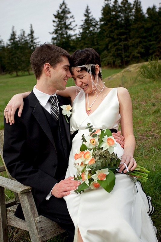 Sweet photo of bride and groom