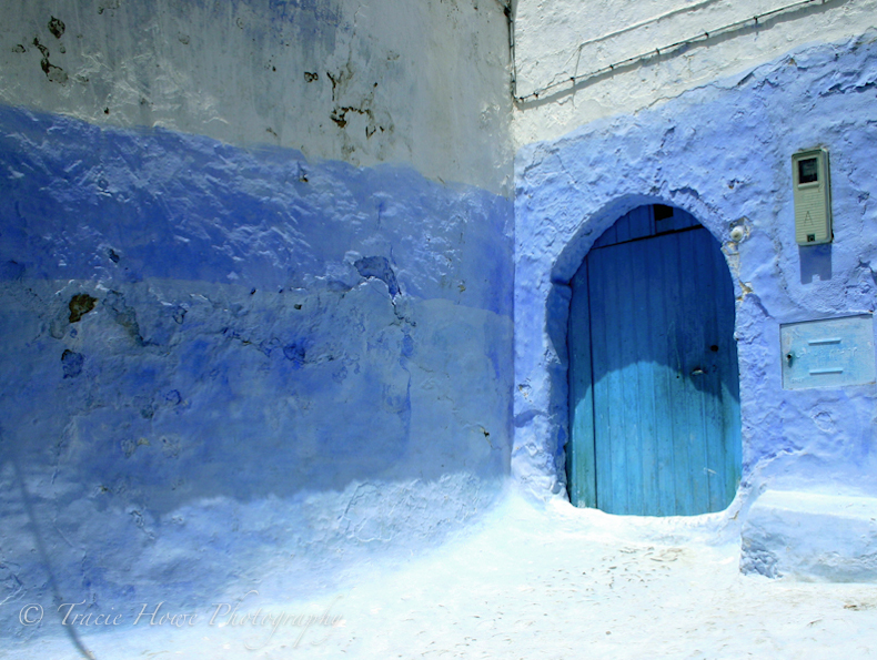 Photograph of blue door in Chefchaouen