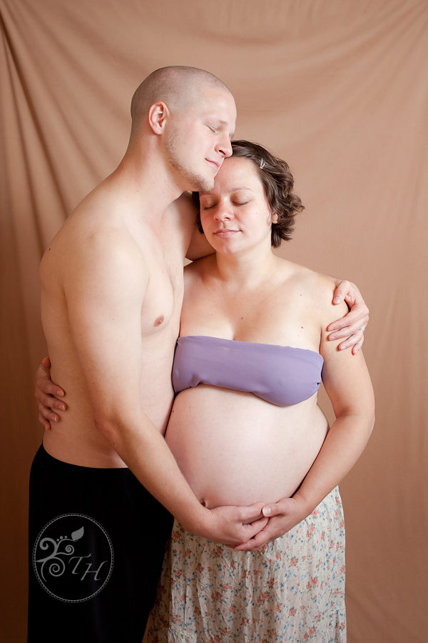 Photo of a couple maternity shoot