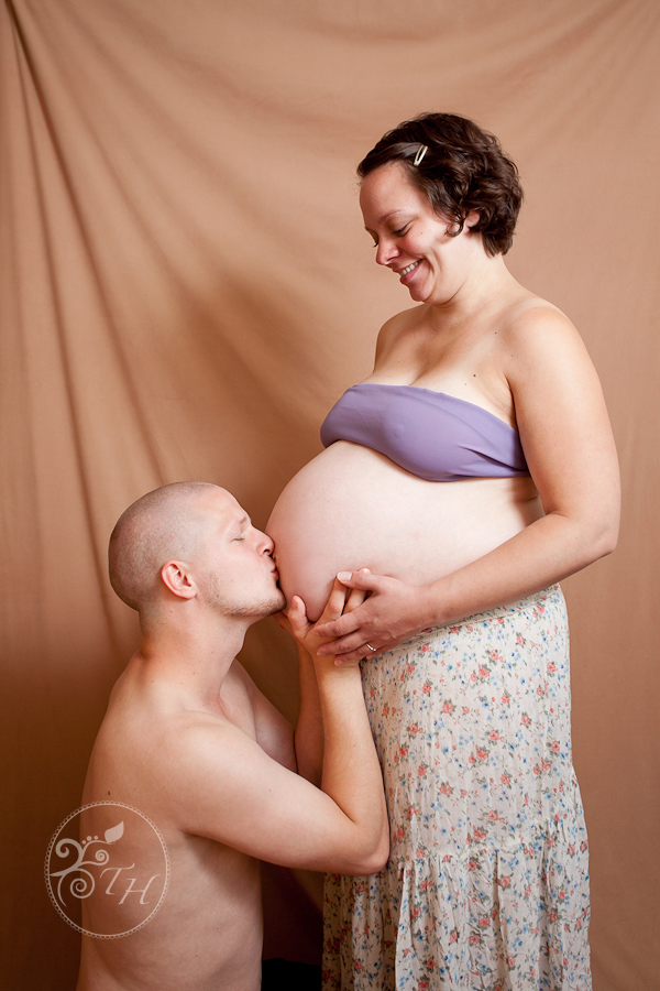 Photo of a couple maternity shoot