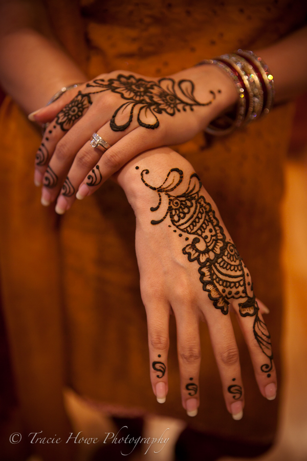 photo of mehndi before Indian wedding ceremony