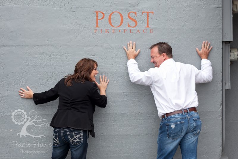 Couple at Pike Place Market photo session