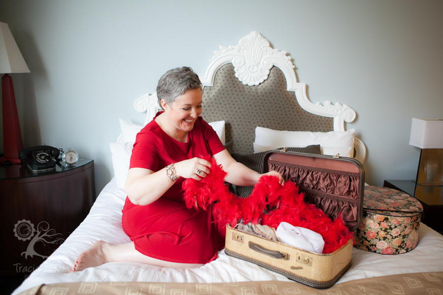 Seattle hotel Valentine's boudoir shoot with Vintage Ambiance