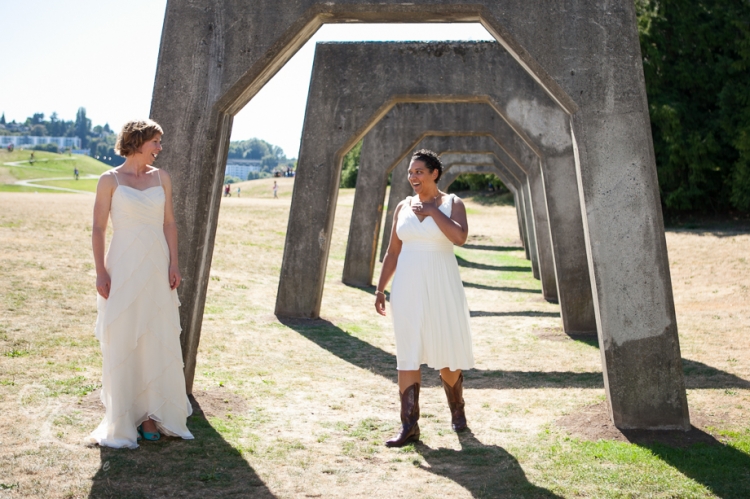  gay wedding first look Gasworks Park