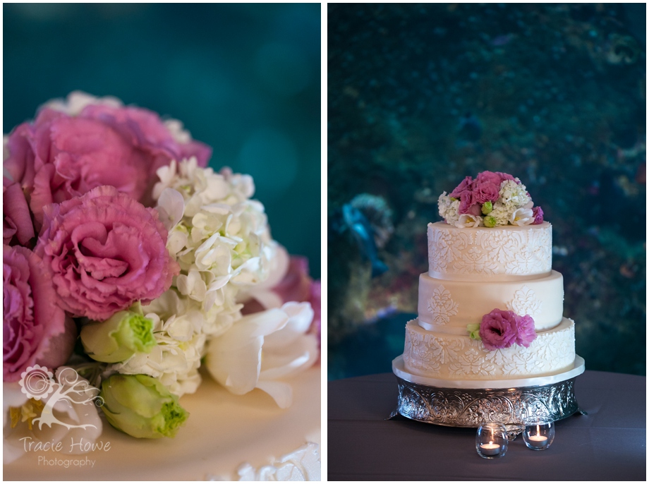 Seattle Aquarium wedding cake 