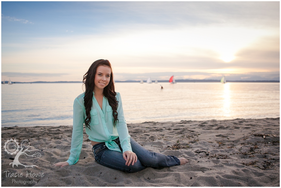 Seattle senior portrait photographer