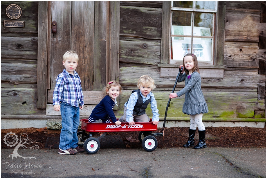 Bothell landing family portrait