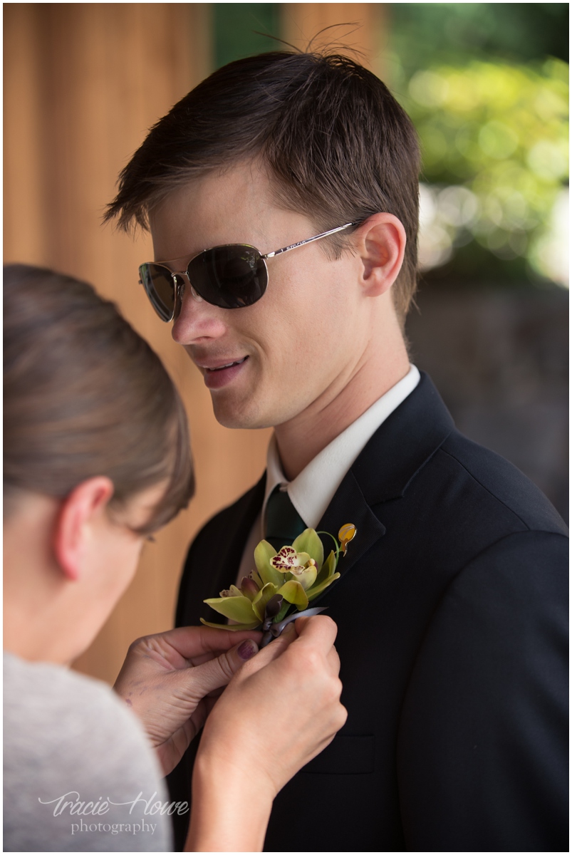 groom ready at Dragonfly retreat