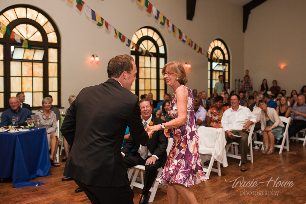 fun wedding at Fremont Abbey