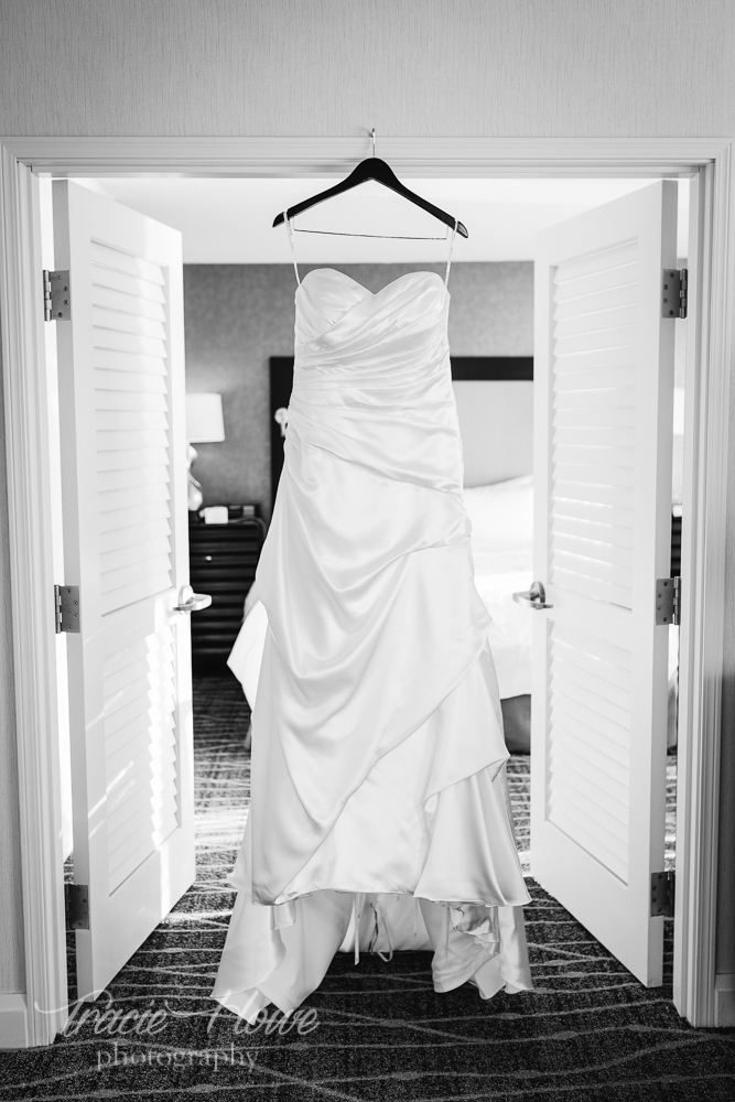 Seattle Marriott Waterfront wedding prep
