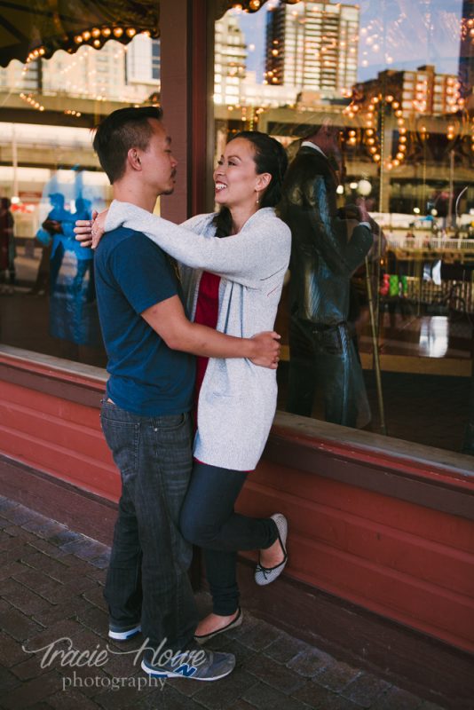 engagement shoot on Seattle's waterfront