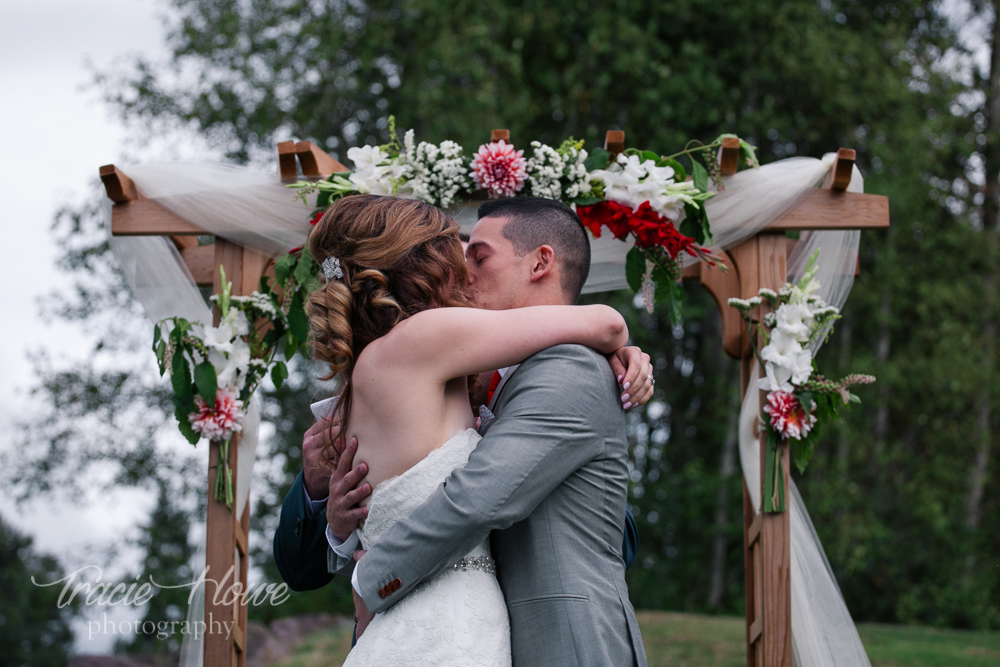 Echo Falls golf club wedding ceremony