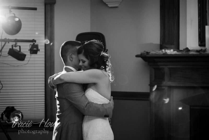 bride and groom dance Echo Falls golf club