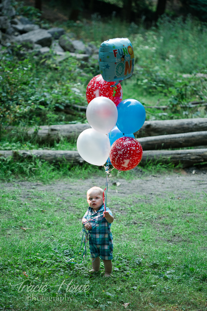 A wild 1st birthday shoot started off with the serene moment.