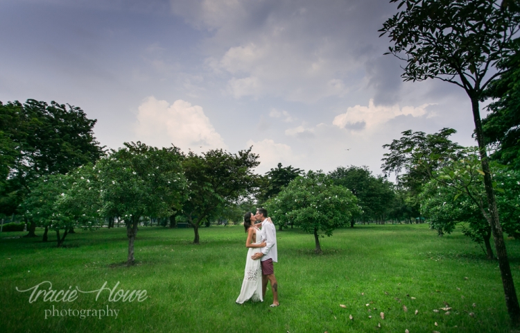 Lumpini Park wedding photo shoot in Bangkok