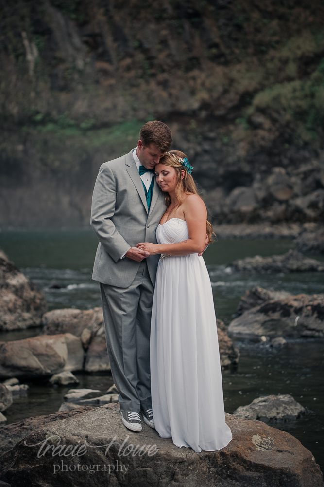 Snoqualmie Falls wedding