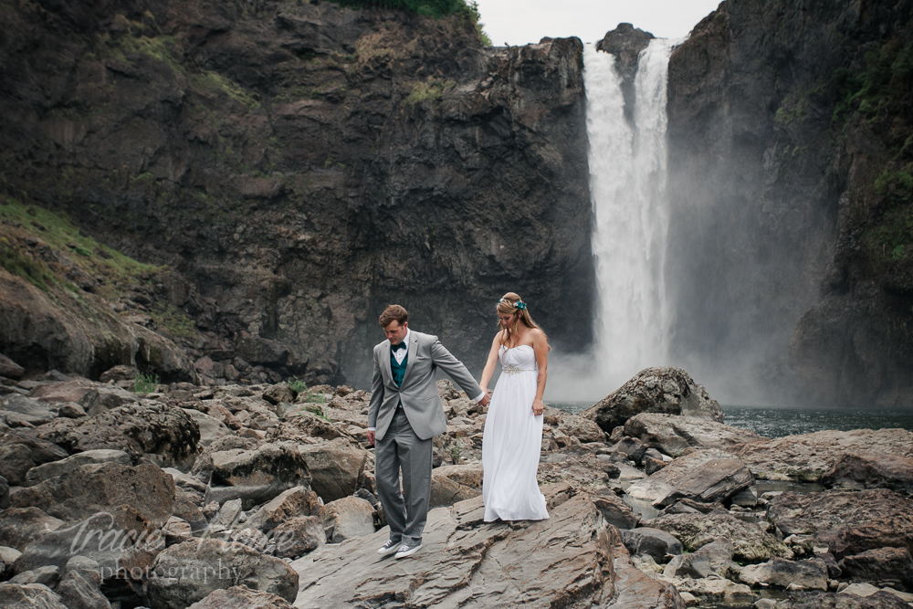 Snoqualmie Falls wedding