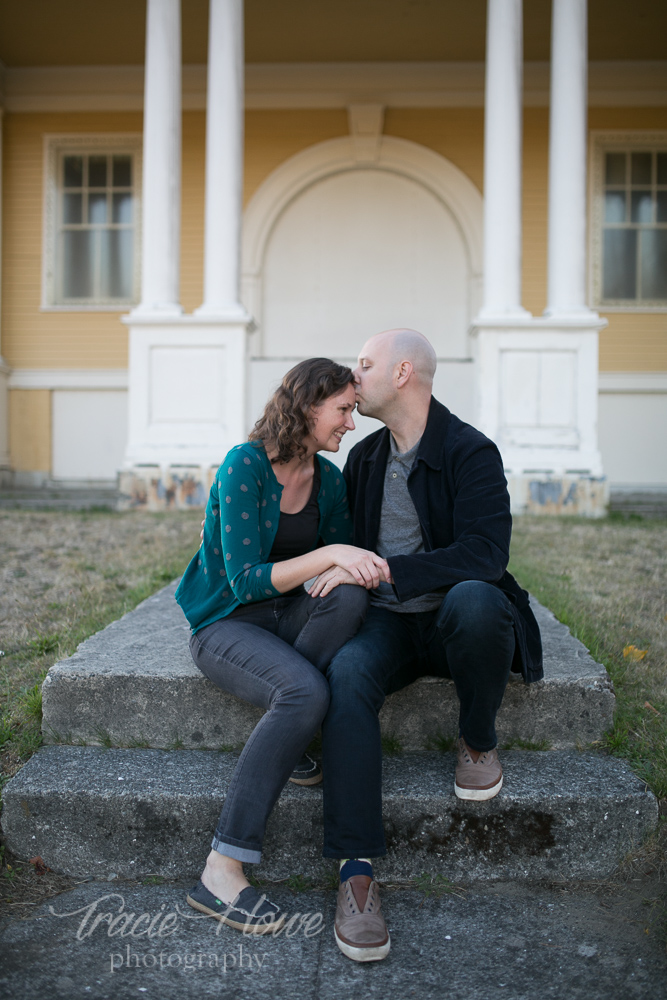 engagement shoot Discovery Park