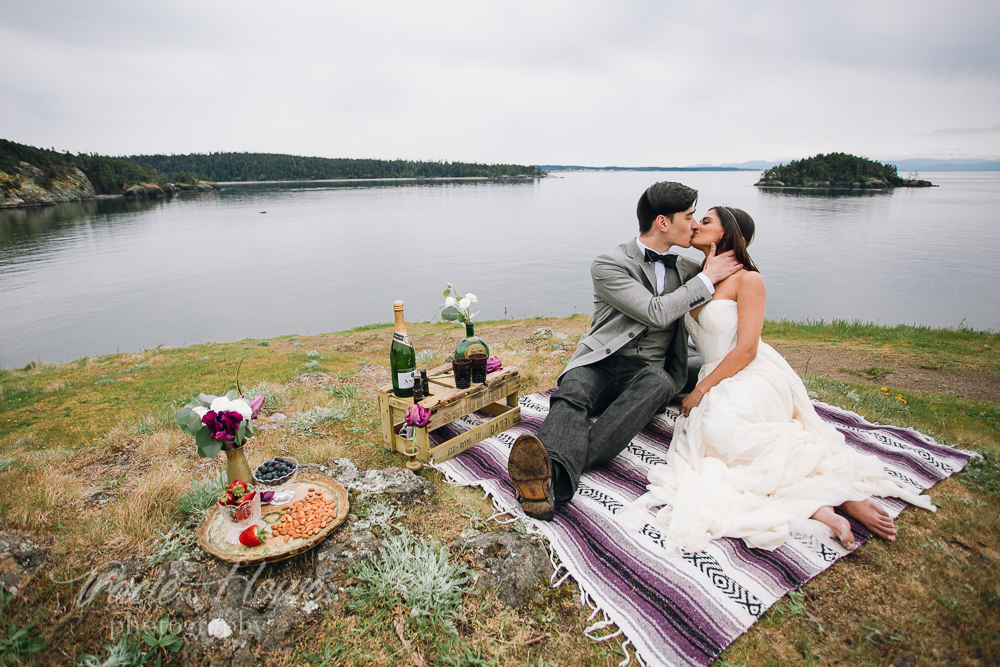 Rosario Head elopement