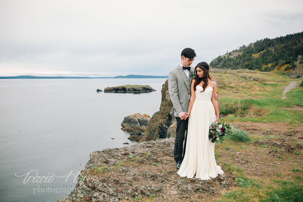 Seattle destination elopement photographer