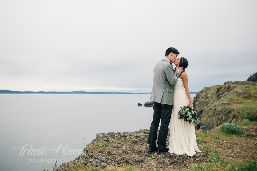 Rosario Head elopement