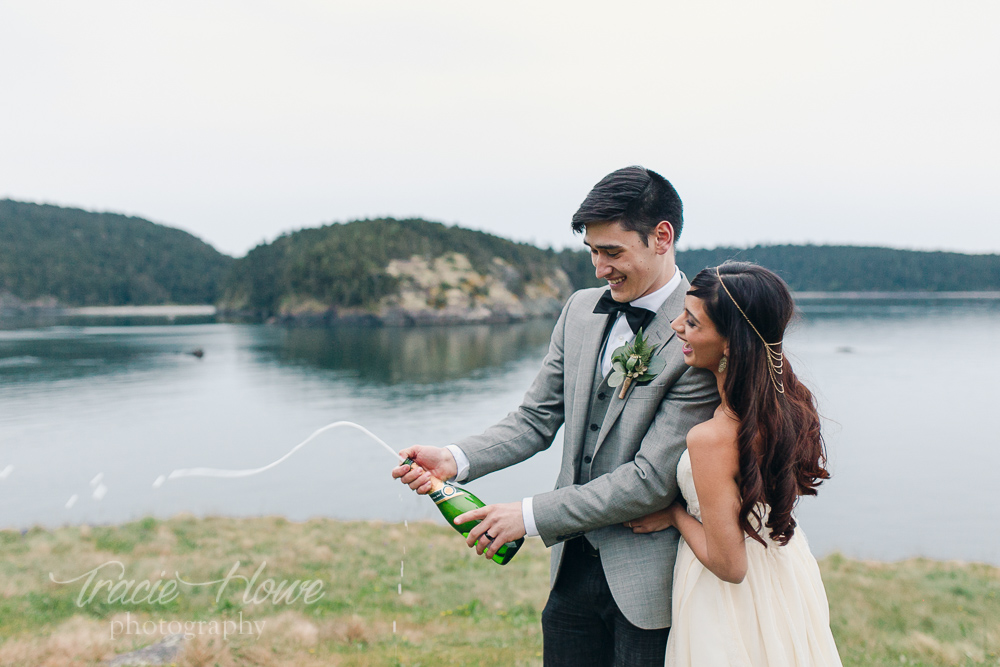 PNW elopement photographer