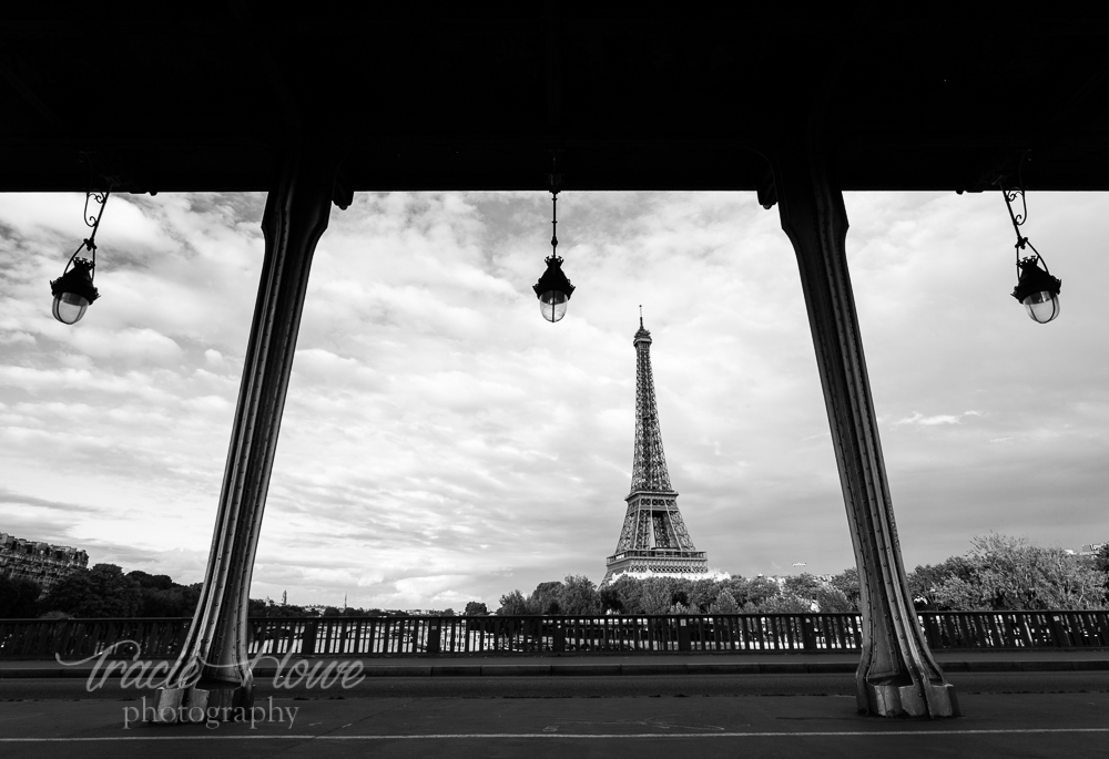 Paris Eiffel Tower in black and white