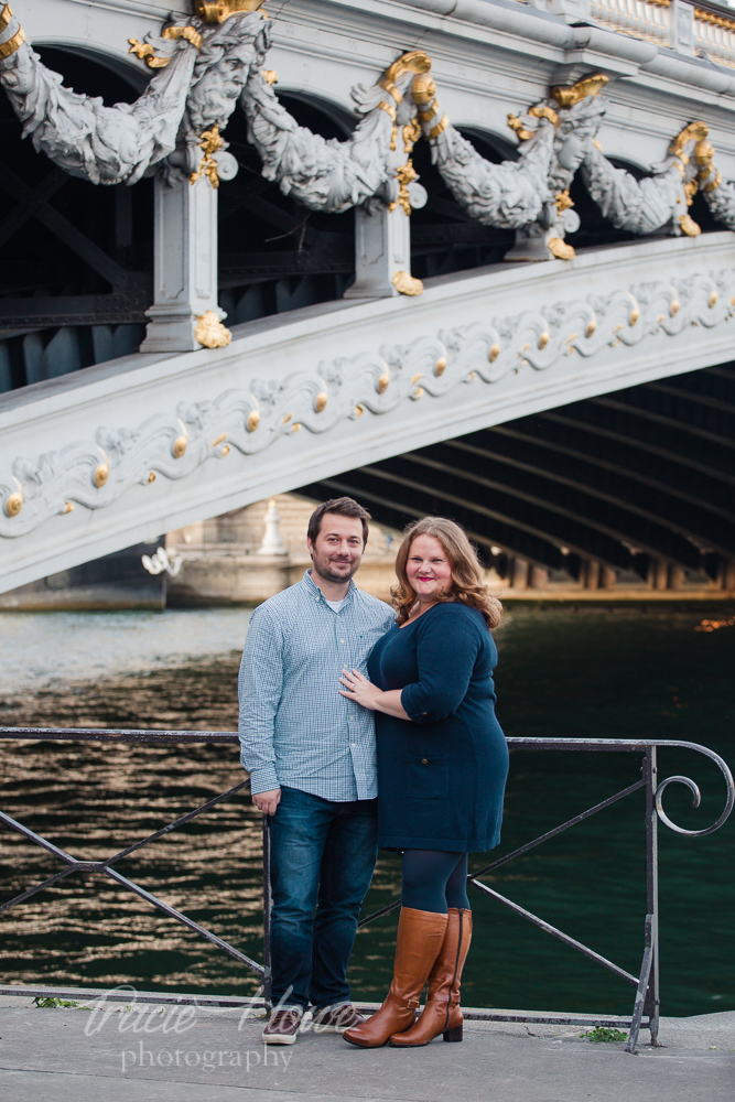 Pont Alexandre III engagement shoot