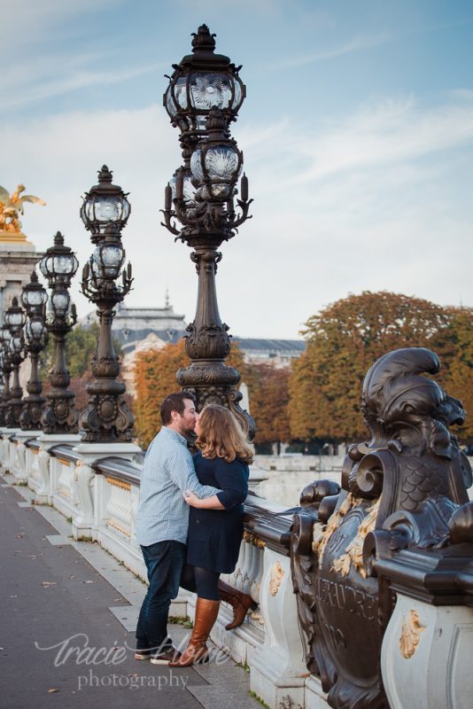 Pont Alexandre III engagement shoot