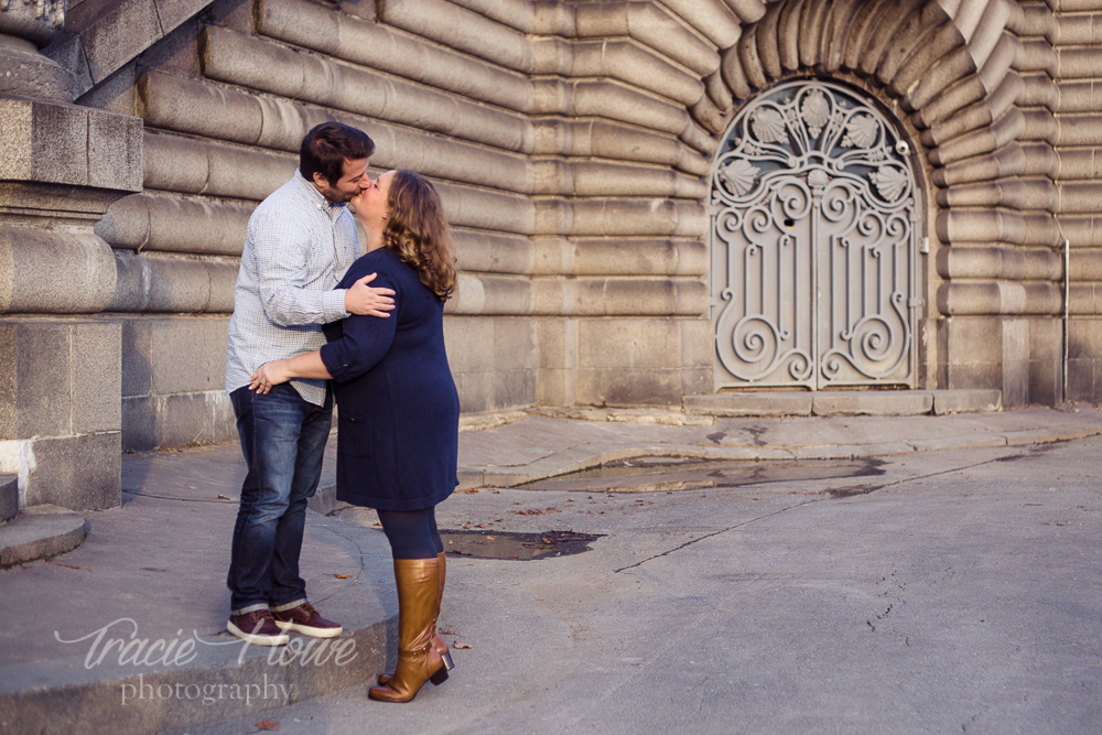 Pont Alexandre III engagement shoot